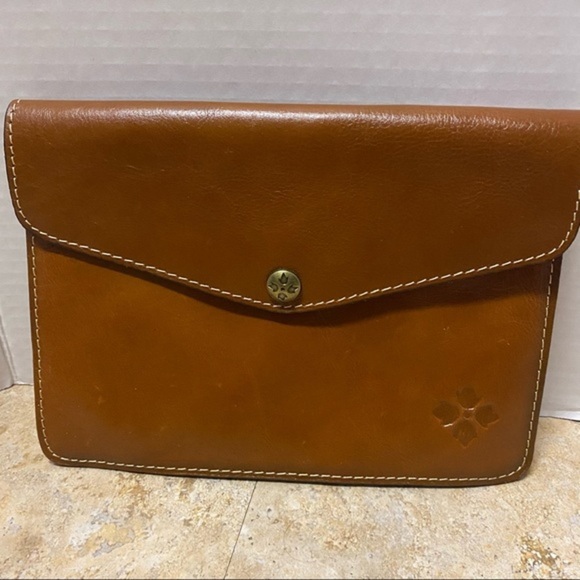 Patricia Nash Handbags - Patricia‎ Nash Small Leather Clutch